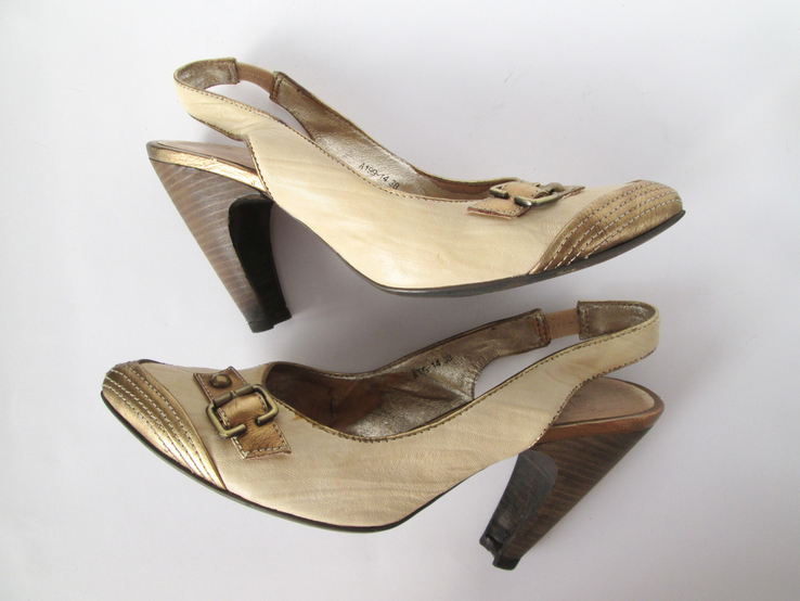 Б/У Босоножки женские закрытые с острым носком на каблуке Натуральная кожа MEDEA, photo number 6