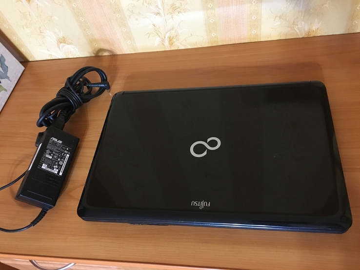 Ноутбук Fujitsu A530 P6200/ 4gb ram/ 160gb hdd/ INTEL HD, фото №2
