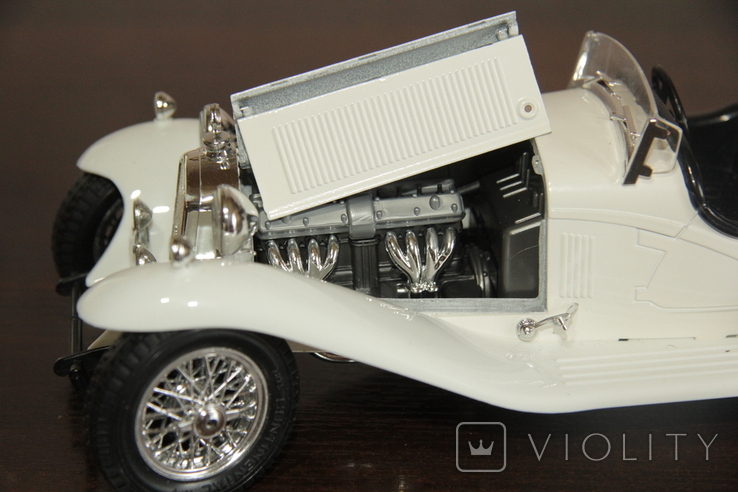 Автомодель Alfa Romeo 2300 Spider (Bburago 1/18), фото №10