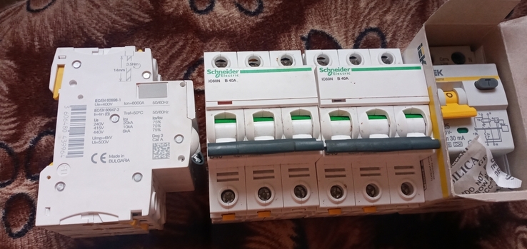 Автоматический выключатель Schneider Electric B 40A + бонус, photo number 3