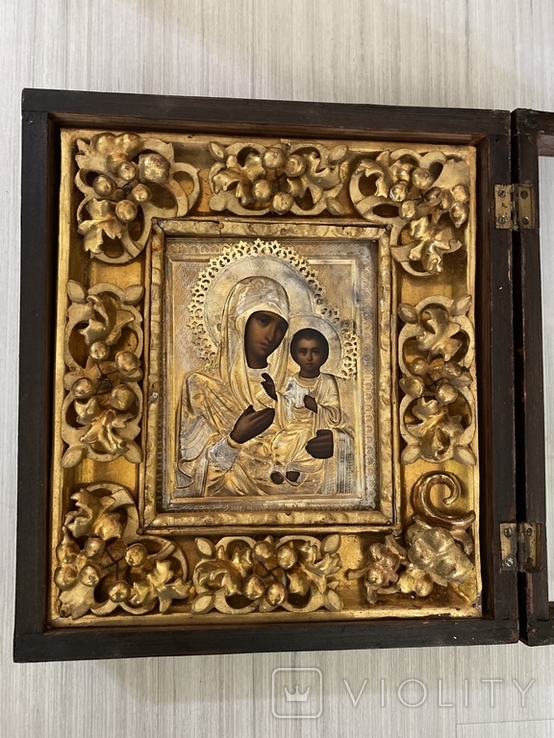 Икона Божьей Матери в серебряном окладе 84, в киоте, фото №2