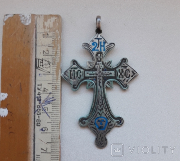 Нательный крест в эмалях, серебро 84. 2.