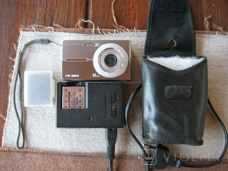 Фотоаппарат Олимпус FE 360, в коробке ,8 мегпикс ,с двумя батареями