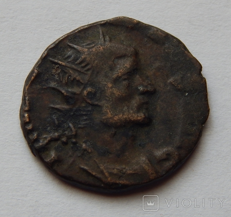 Бронзовая монета Рима