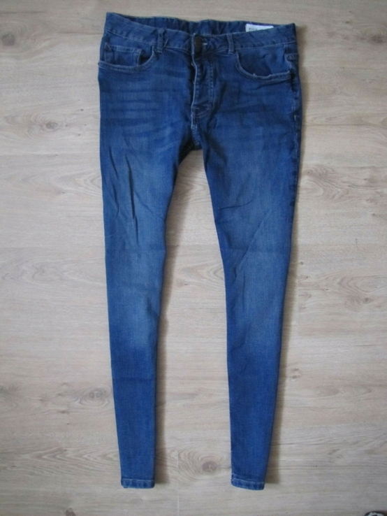 Модные мужские зауженные джинсы Denim CO оригинал в отличном состоянии