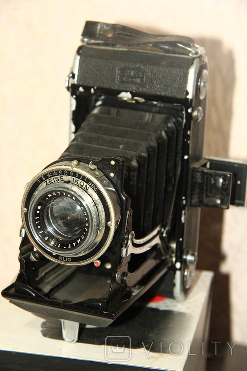 Фотокамера Nettar 515/2 от Zeiss Ikon.