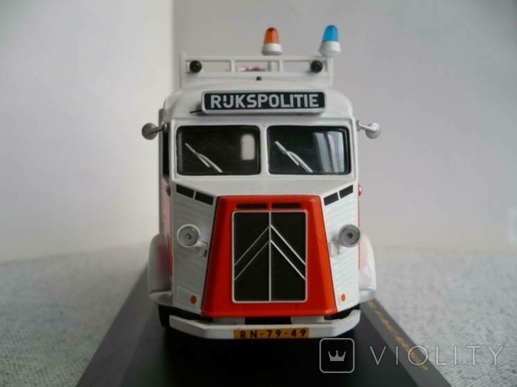  Citroen Type H - полиция Нидерландов 1:43 IXO Models, фото №5