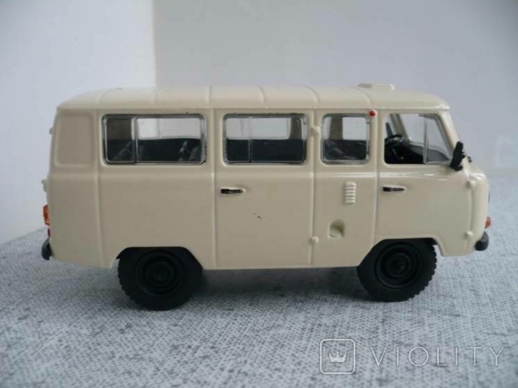УАЗ-452В 1:43 Автолегенды СССР №16, фото №4