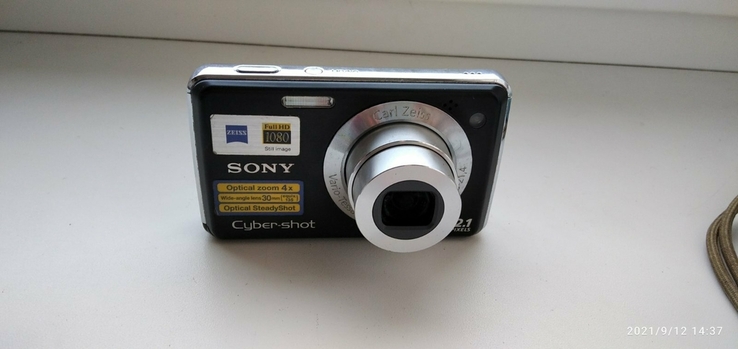 Продам два цифровых фотоаппарата Sony Cyber-shot