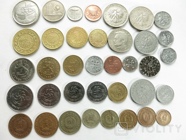 Монеты мира. Грузия.Болгария.Чехия.Малайзия и другие в лоте 37 штук, фото №8