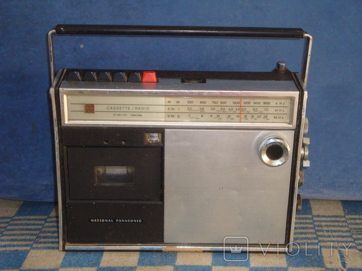 Переносной магнитофон National Panasonic
