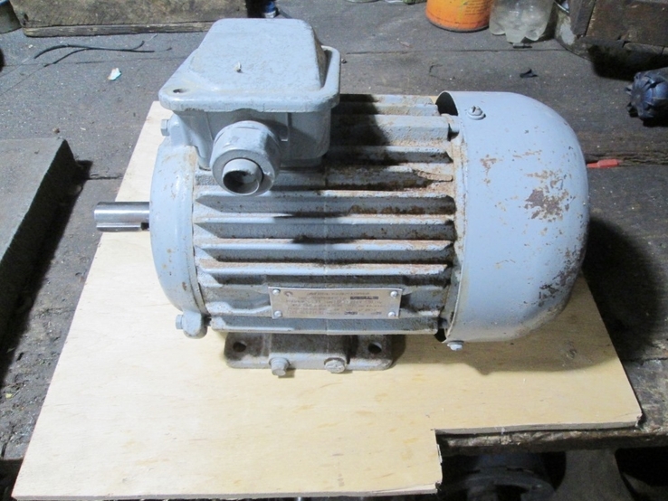 Електродвигатель конденсаторный 220в., фото №2