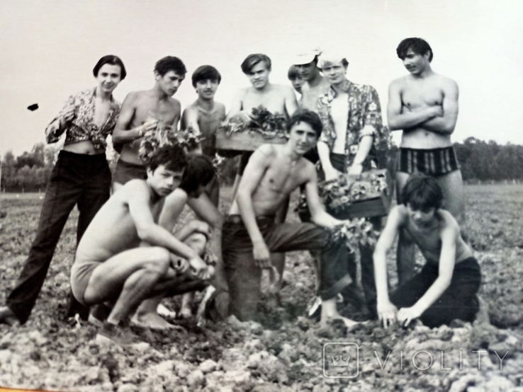 групповое фото голых подростков