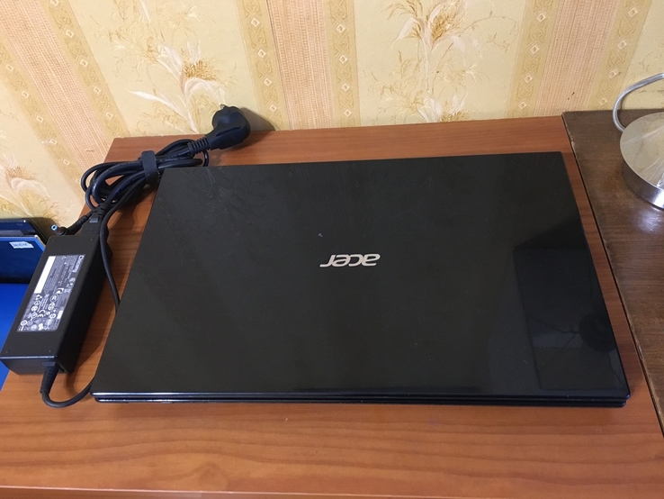 Ноутбук Acer V3-551g A10-4600M/6gb/500 gb/ HD 7600M+ HD 7660G, photo number 2