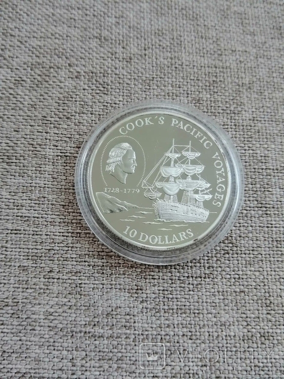 Niue 10 dollars, 1992