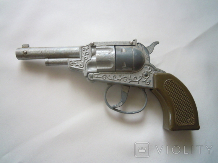 Іграшковий пістолет СССР