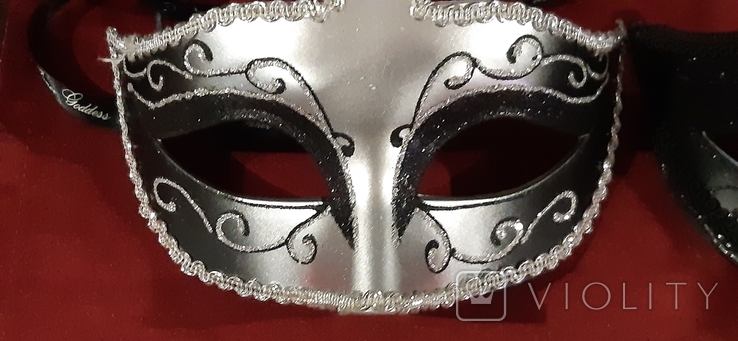 Две маски, фото №5