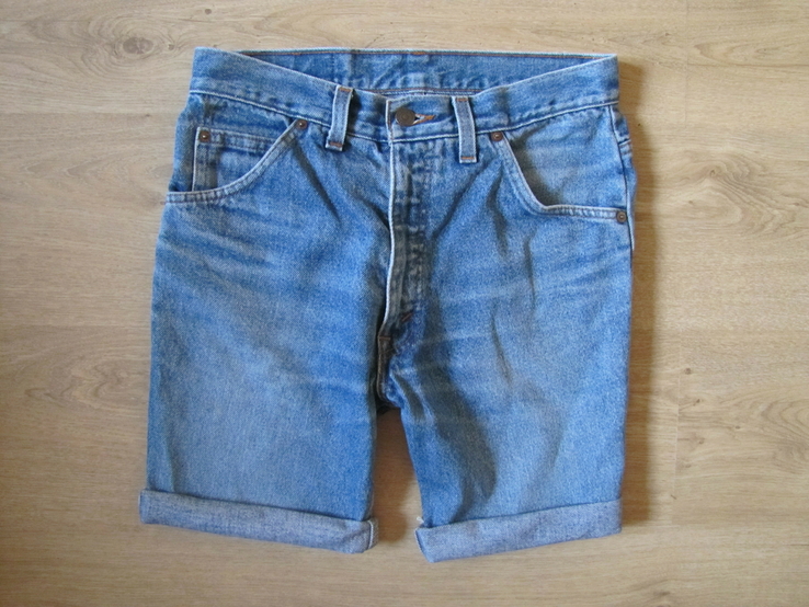 Модные мужские джинсовые шорты Levis оригинал в отличном состоянии
