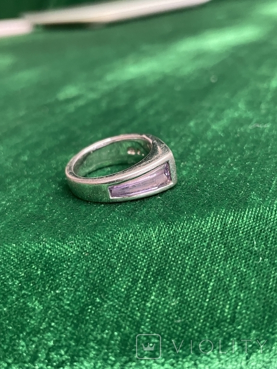 Кольцо с камнем серебро