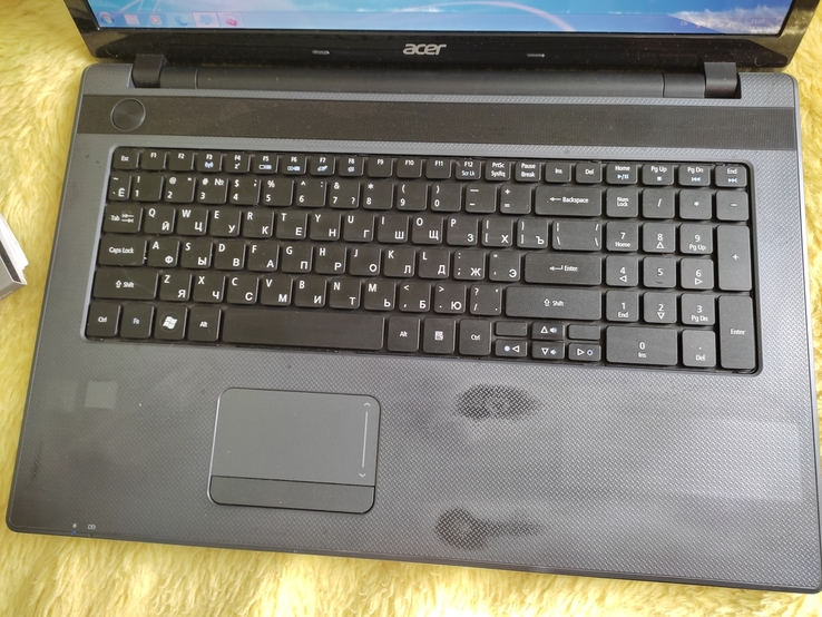Ноутбук Acer aspire 7250g,дисплей 17.3 ",ssd 120Gb,DDR3/3 ГБ,AMD Radeon HD 7400M і HD 6320, фото №3
