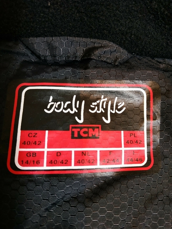 Куртка легкая. Ветровка на флисе TCM BODY STYLE нейлон флис р-р 40-42, фото №10