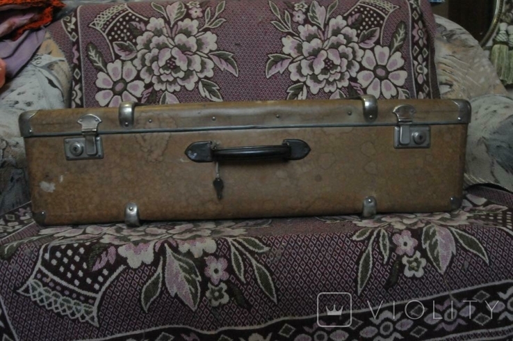 A big suitcase, photo number 3