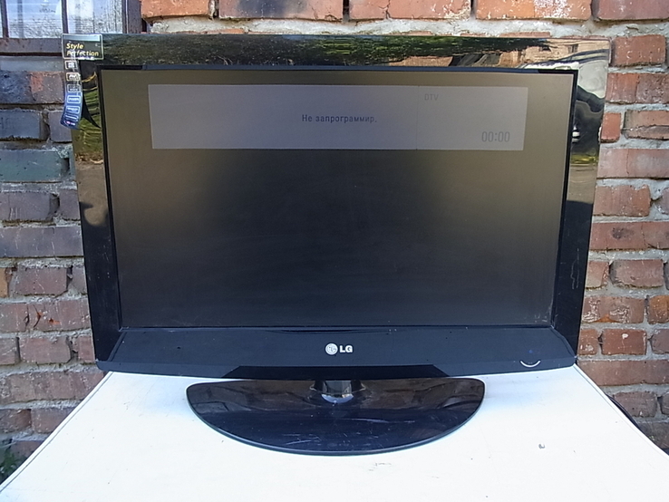 Телевізор LG 26 LG 3000 -ZA на Ремонт чи запчастини з Німеччини, фото №2