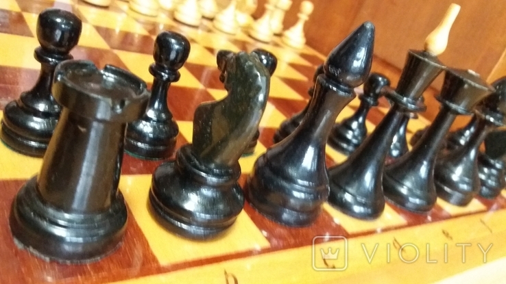 Шахматная доска с фигурами, фото №8