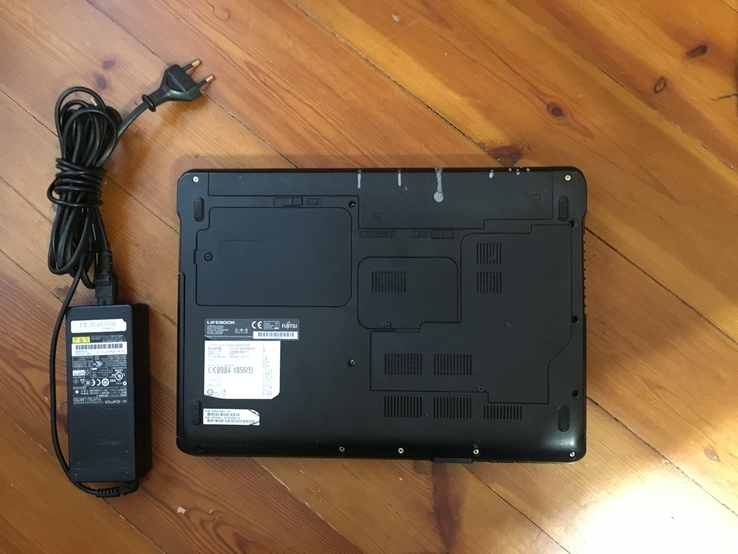 Ноутбук Fujitsu Lifebook SH531 13,3" B950/HM65/2gb/500gb/Intel HD+GF410M крышка оторвана, photo number 3