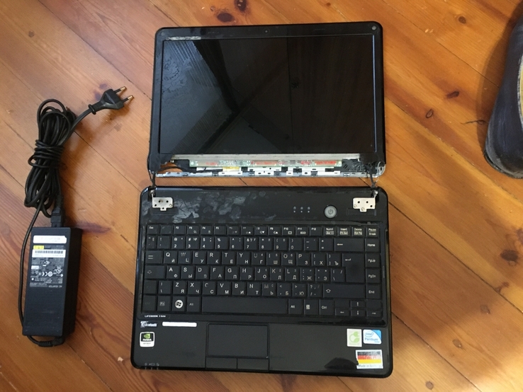 Ноутбук Fujitsu Lifebook SH531 13,3" B950/HM65/2gb/500gb/Intel HD+GF410M крышка оторвана, фото №4