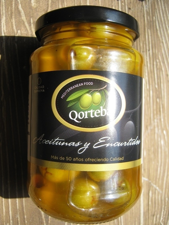 Оливки Qorttba с чесноком и перцем, фото №2