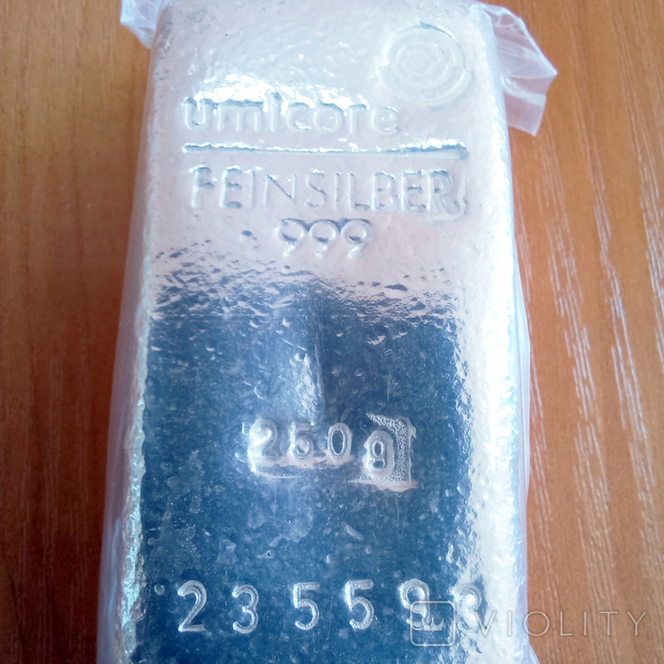 Серебро 999 Umicore 250 грамм (№ 235593)