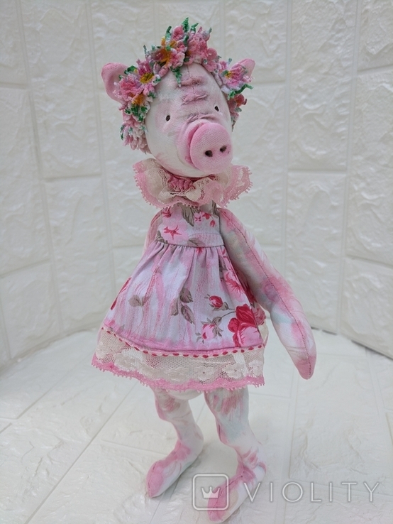Авторская интерьерная игрушка Свинка из летней коллекции, фото №2
