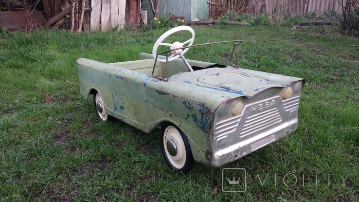 Детский педальный автомобиль Нева СССР, фото №3