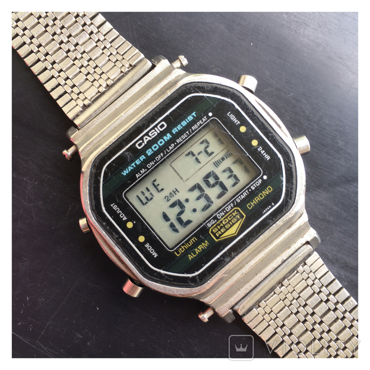 Часы Casio 1984 года DW5200