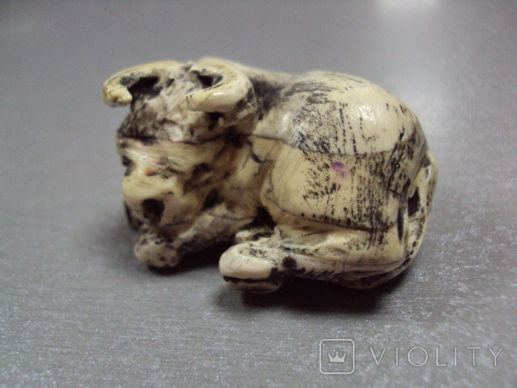 Фигура миниатюра нэцкэ кость бык статуэтка бычок высота 2,7 см, длина 4,5 см, вес 28,81 г, фото №5