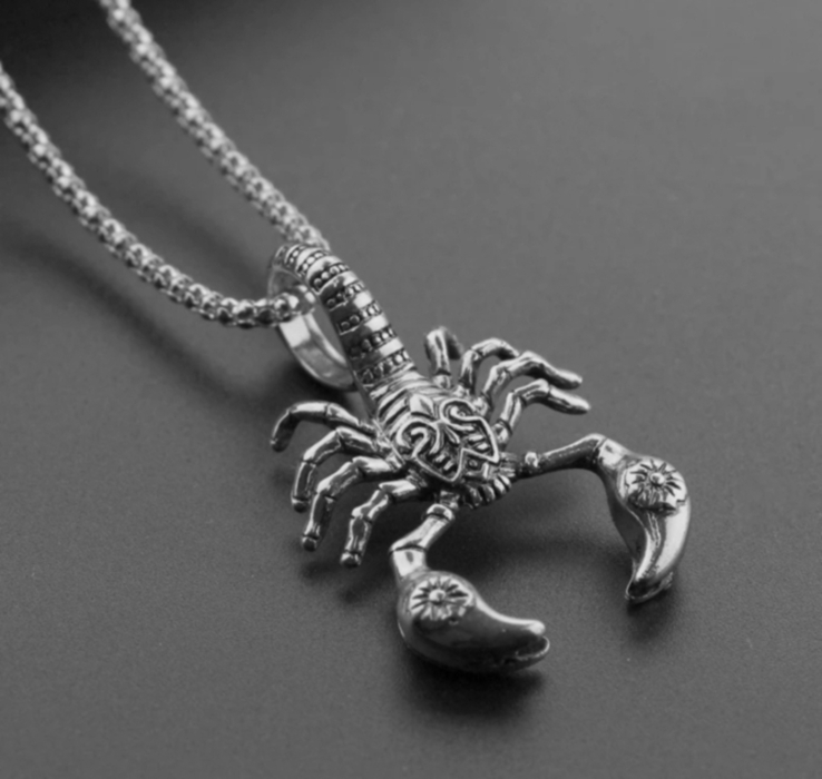 Большая мужская серебряная цепочка скорпион для парня