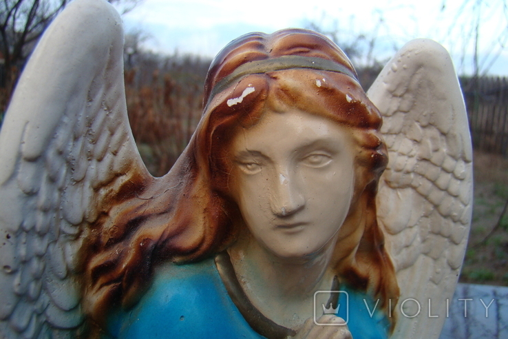 Sculpture figurine Angel with wings folded hands in prayer, photo number 11