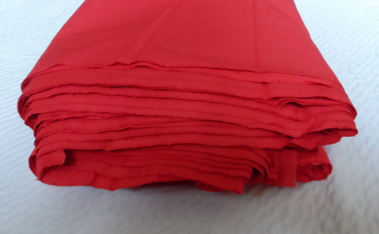 Рулон ткани кумач,(бязь красная) из СССР-27 метров, фото №6