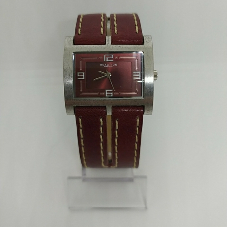 Стильные женские наручные часы с кожаным ремешком от Kenneth Cole, фото №2