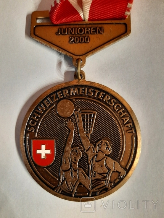 Чемпионат Швейцарии 2000 год баскетбол, фото №2
