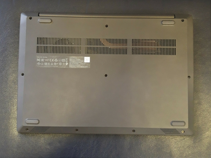 Ноутбук Lenovo V15 (model 82C5), фото №6
