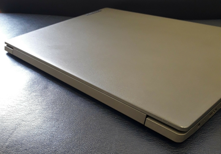 Ноутбук Lenovo V15 (model 82C5), фото №8