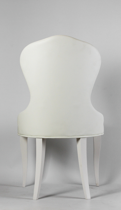 Белые стулья для кухни, гостиной, ресторанов в современном стиле., фото №10