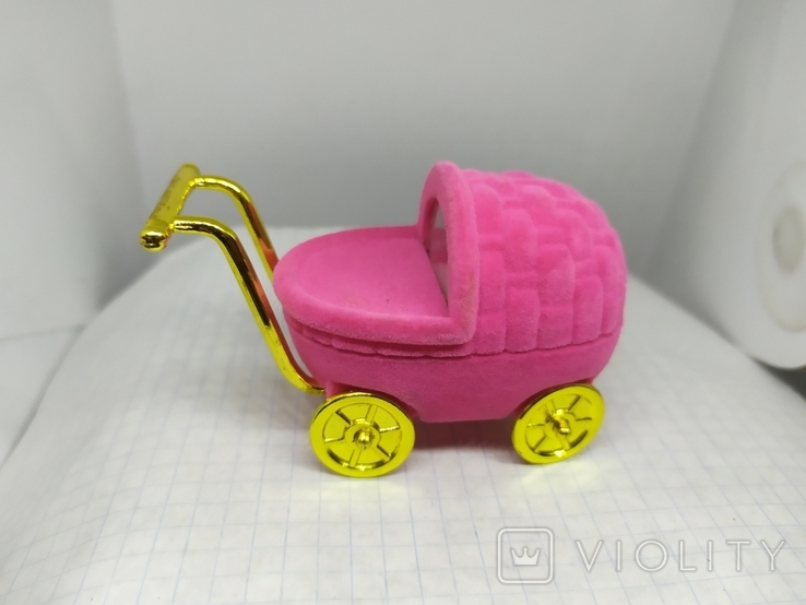 Шкатулка для прикрас у вигляді дитячої коляски, фото №4