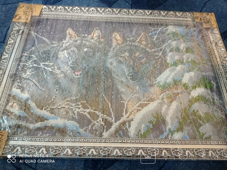 Картина Волки, вышитая бисером, ручная работа, рамка, фото №3