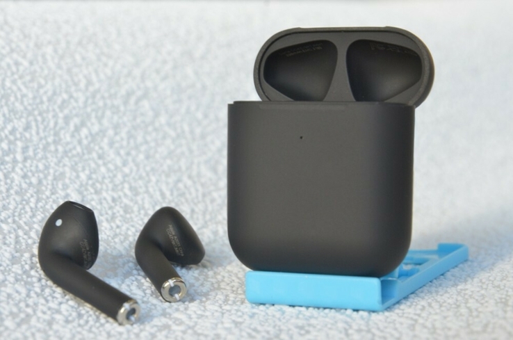 Черные AirPods with Wireless Charging case MRXJ2 lux copy, numer zdjęcia 4