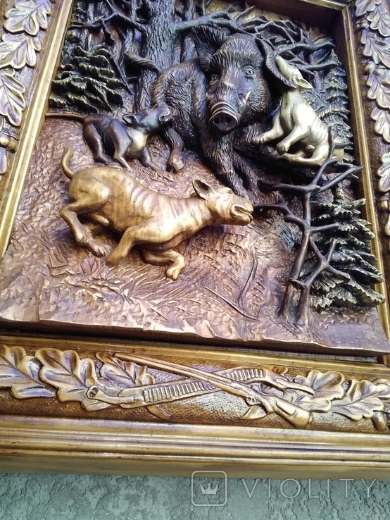 Carved painting "Hunting for wild boar", -linden, coating - stain, varnish .Razm: 76 * 62 * 10., photo number 4