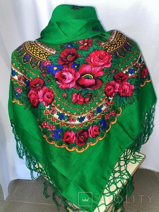 Shawl / Khustka. Color: Green with Multicolored Pattern. New Ukraine., photo number 3