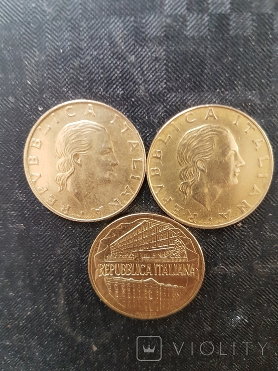 Лот монет Италии:200 лир 1994 г.(2 шт.),1996 г.(1шт.,юбилейная)., фото №3